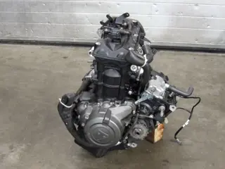 MOTORBLOK Triumph Trident 660 2021 - 2023