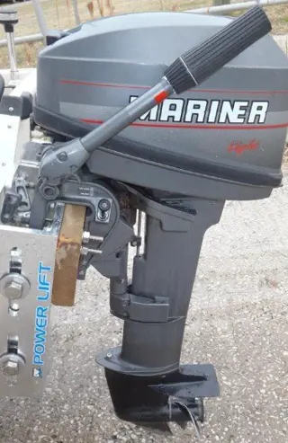 Buitenboordmotor nagekeken en inkl. nwe beurt