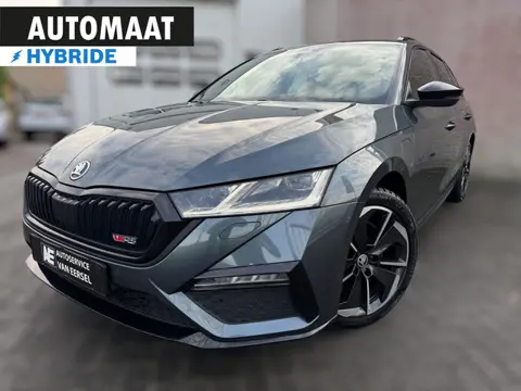 Skoda Octavia 1.4 TSI RS iV PHEV Business ACC / PDC / LED / RS KUIPSTOELEN / 180 KW / 245PK