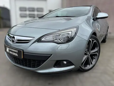 Opel Astra GTC 1.6 Turbo Sport NL AUTO MET NAP / AFN. TREKHAAK / PDC / CRUISE / NAVI / STOELVERW. / 