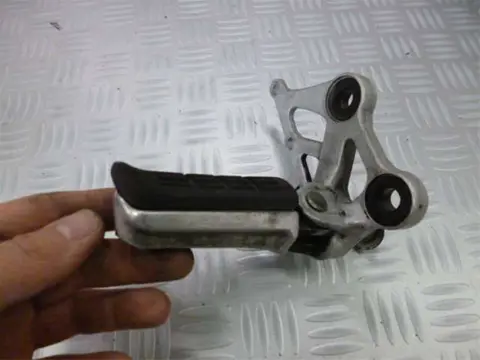RECHTER SCHETSPLAAT Honda CBR 1000 F 1989 - 1992