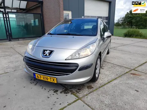 Peugeot 207 1.4 XR