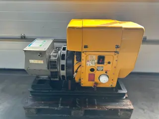 Hatz 2L40CH Stamford 15 kVA Silentpack generatorset