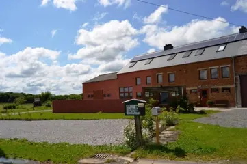 Moderne gites voor 5-15 p, met sauna en visvijver