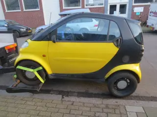 Smart 1999 Geel Onderdelen Motorcode12/13 en Plaatwerk