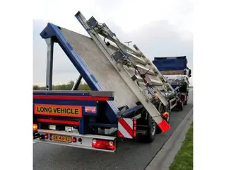 schmidt hagen 3 AXLE + LIFTING AXLE (bj 2009)