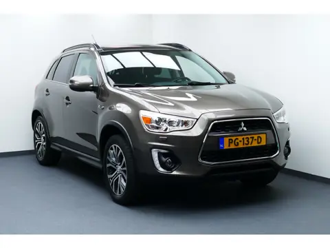 Mitsubishi ASX 1.6 Cleartec Instyle. Panodak, Camera, Clima, Cruise, StoelVerw, 18"LMV, Haak 1200kg