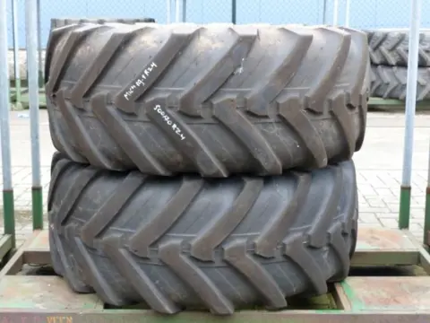 R24 Michelin 19.5/24