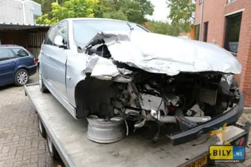 BILY BMW, E91 325D Touring Titan Silver 2008 Sport Interieur