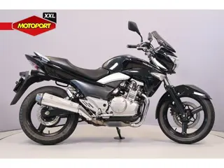 Suzuki INAZUMA 250 (bj 2016)