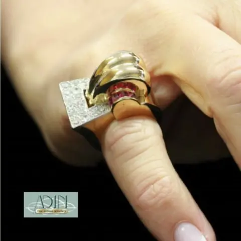 Originele vintage verlovingsring met robijn