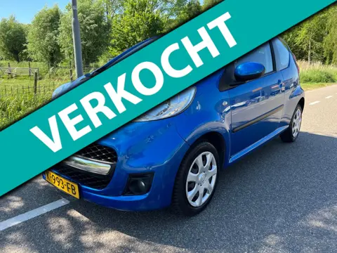 Peugeot 107 1.0-12V XR airco