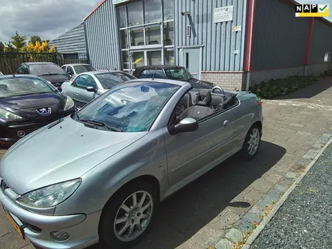 Peugeot 206 CC 1.6-16V Quiksilver NL auto NAP km 168136 ZEER LUXS AICO ECC