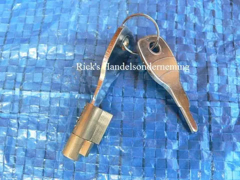 Slot, steekslot, koppelingslot voor in de kogelkoppeling