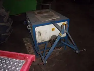 Schrauven - broekmachine