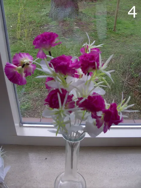 BLOEMEN BOSJE 2 kleuren Nieuw