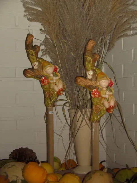 BLOEMENMEISJE OP STOKJES GROOT 78 cm NIEUW