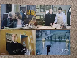 RIPLEY ' S    GAME     lobbycard set.