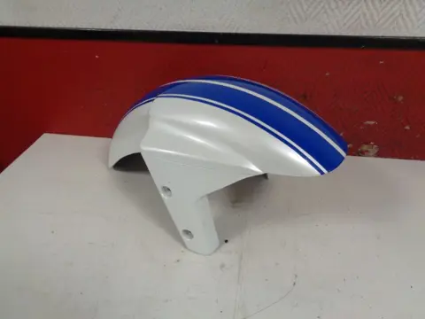 VOORSPATBORD Hyosung Comet 650 2003 - 2006