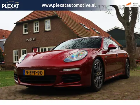 Porsche Panamera 3.0 S E-Hybrid Aut. | Uniek | GTS UITGEVOERD | FULL LED | Lederen Dashboard | Stoel