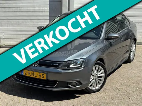 Volkswagen Jetta 1.4 TSI Hybrid Highline xenon/led/aut/navi/parkeersensoren