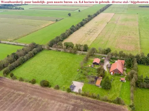 Alleinlage, woonboerderij ca. 8 ha. in gebruik, bijgebouwen