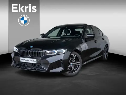 BMW 3 Serie Sedan 320i M Sportpakket / Harman Kardon / Comfort Access / Elektrische trekhaak / Verwa
