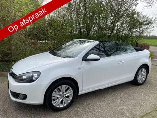 Volkswagen Golf Cabriolet 1.2 TSI LIFE Oryx-wit parelmoer effect ( 14.500 voor 13.900,= )
