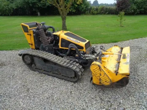 MCConnel Robocut 1300 "all-terain"