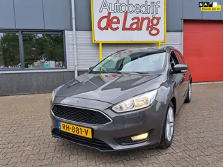 Ford Focus Wagon 1.0 Lease Edition motor slechts 70.000km. nw. distributie + koppeling. zeer mooi!