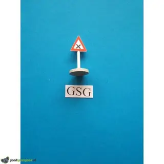 Verkeersbord gevaarlijk kruispunt nr. 71715