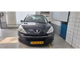 Peugeot 206 + 1.4 XS