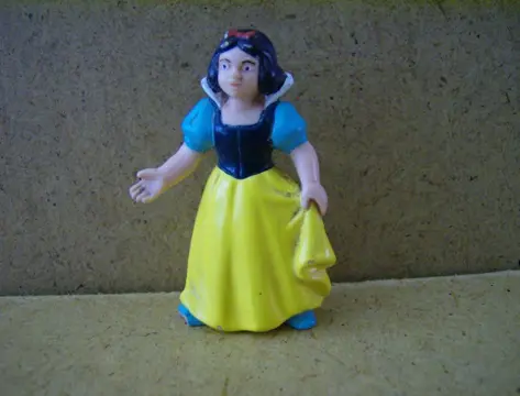 Sneeuwwitje / 7 dwergen poppetje 3 adv5524