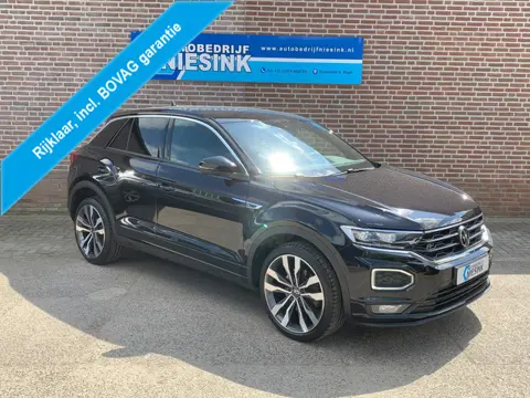 Volkswagen T-Roc 1.5 TSI 2x R-Line (bj 2022, automaat)