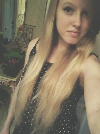 Lydia 21 Jaar, zoekt xxxxxxxxxxxxx met oudere man!