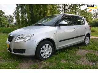Skoda Fabia 1.2 Classic*hoogzitter*airco*weinig km's*apk 06-2026