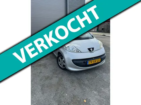 Peugeot 107 1.0-12V XS Urban Move