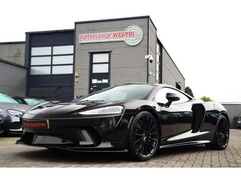 McLaren GT 4.0 V8 | Lift | Panorama | Vleugeldeur | Bowers&Wilkins | Dealer Onderhouden | Keramisch 