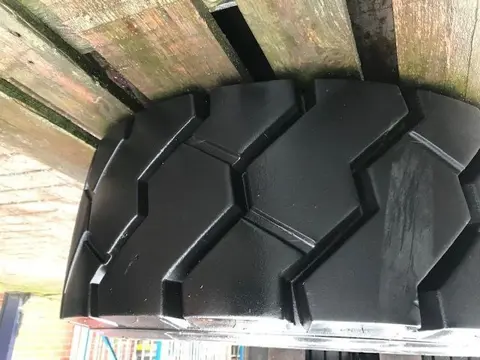 Michelin 315/70R15  300R15