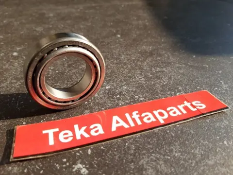 Alfa Romeo 33 / 75 / Alfetta /Breda Lorett C048 Wiellager