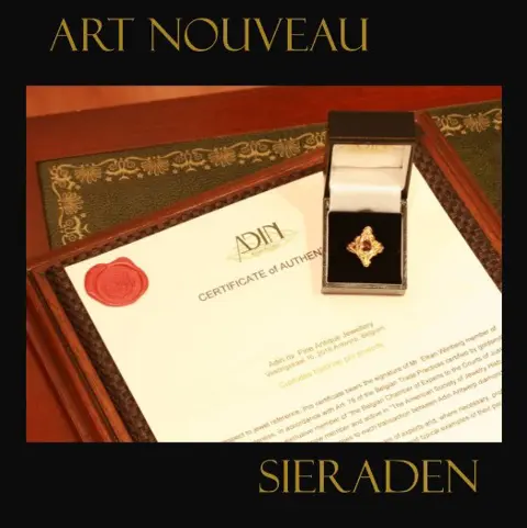 Handgemaakte Art Nouveau juwelen