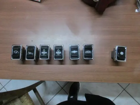 Switches for Alfa Romeo Montreal