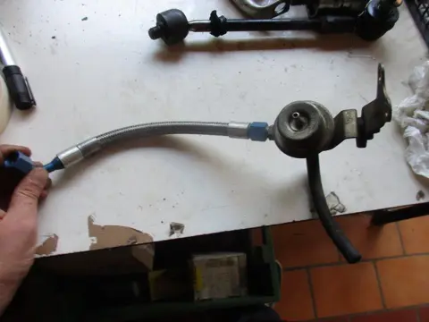 Fuel pipe Ferrari 348 and Mondial t