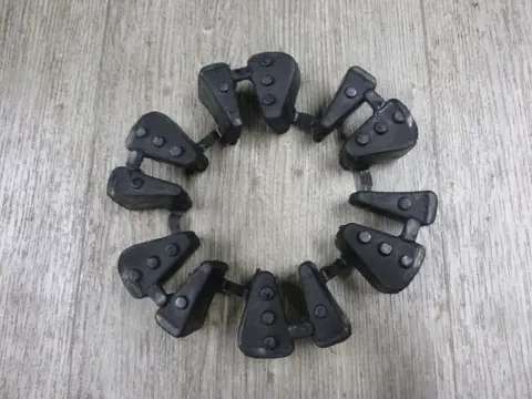 TANDWIELDRAGER Triumph Tiger 800 xc 2012 - 2013