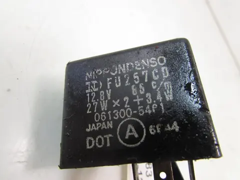 RELAIS Yamaha XJ 750 1982 - 1984