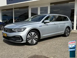 Volkswagen Passat Variant 1.4 TSI PHEV GTE Business LED | Massagestoel | DAB | Apple Carplay | Adapt
