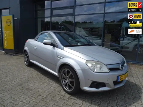 Opel Tigra TwinTop 1.4-16V Sport CABRIO