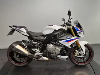 BMW S 1000 R model D (bj 2020)