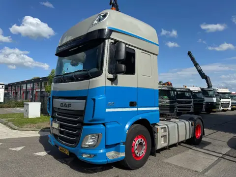 DAF XF 440 4X2 - EURO 6 + ADR + GARDNER DENVER COMPRESSOR