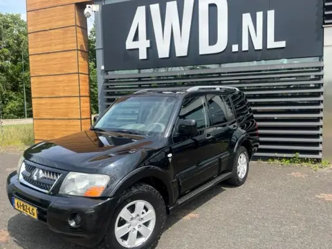 Mitsubishi Pajero 3.2 Di-D AUT 4WD LWB / AIRCO/ CRUISE / LEDER / NIEUWE APK EXPORT PRICE € 5790 EXCL